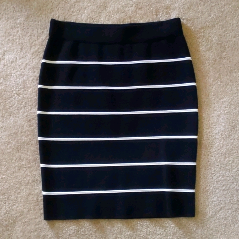 ELLE Bandage Skirt